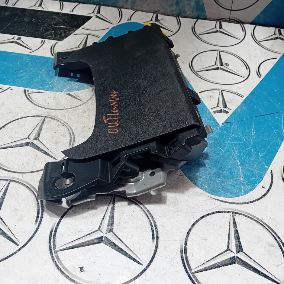 2018 MITSUBISHI OUTLANDER MK3 KNEE AIR SRS BAG RIGHT DRIVER SIDE 7030A-31754