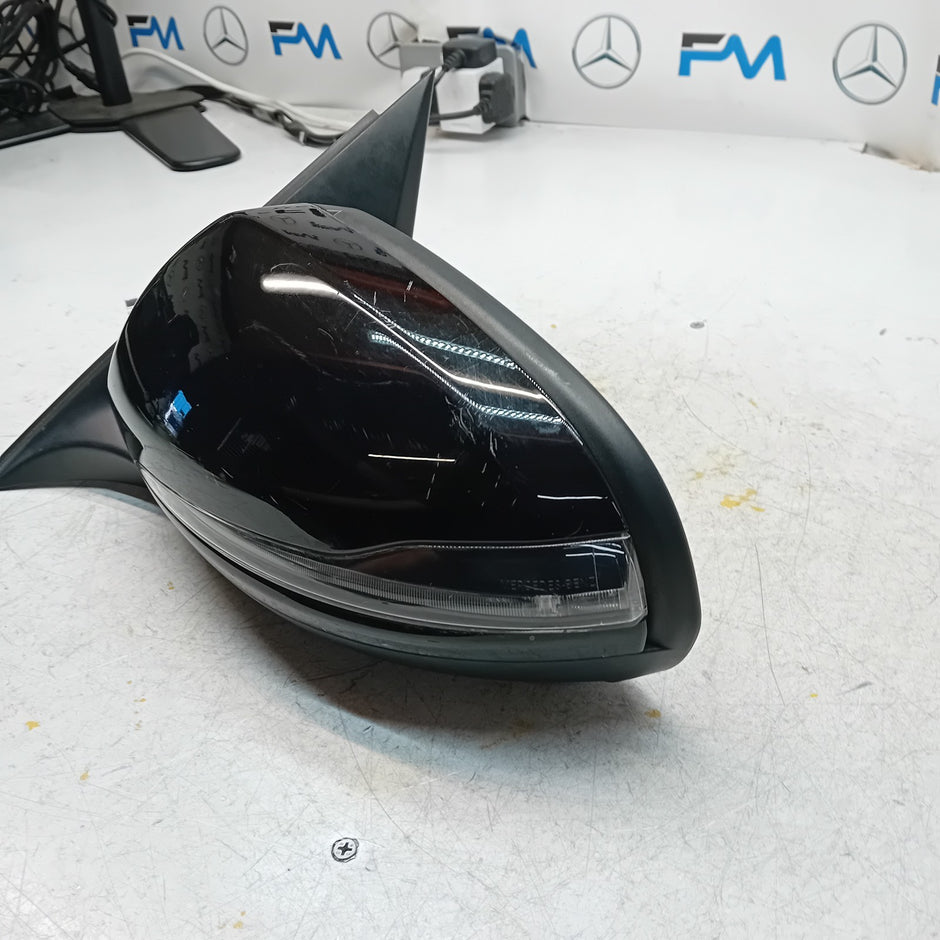 MERCEDES C-CLASS  W205 PASSENGER SIDE WING MIRROR A2058104702 BLACK PL FMM37