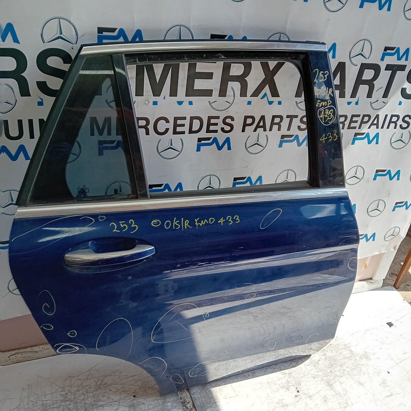 MERCEDES BENZ GLC W253 DRIVER REAR DOOR OSR BLUE 2016 ON COMPLETE FMD433