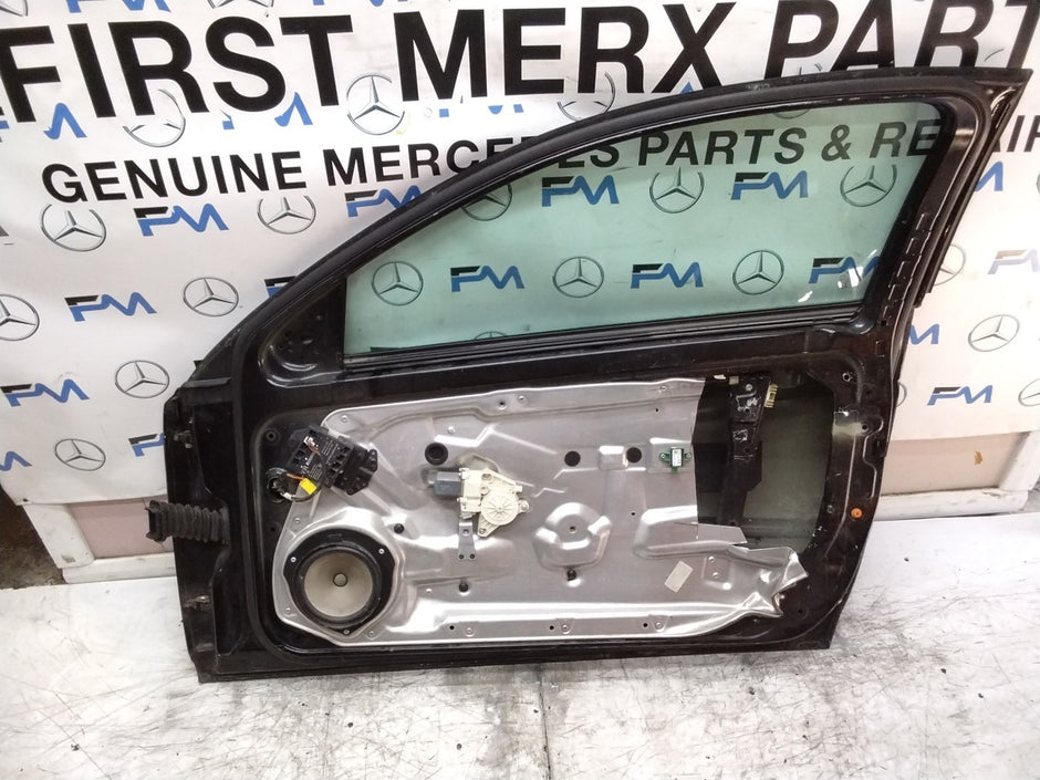 MERCEDES C-CLASS W204 SLN DRIVER FRONT DOOR OSF BLACK 2008-14  FMD534