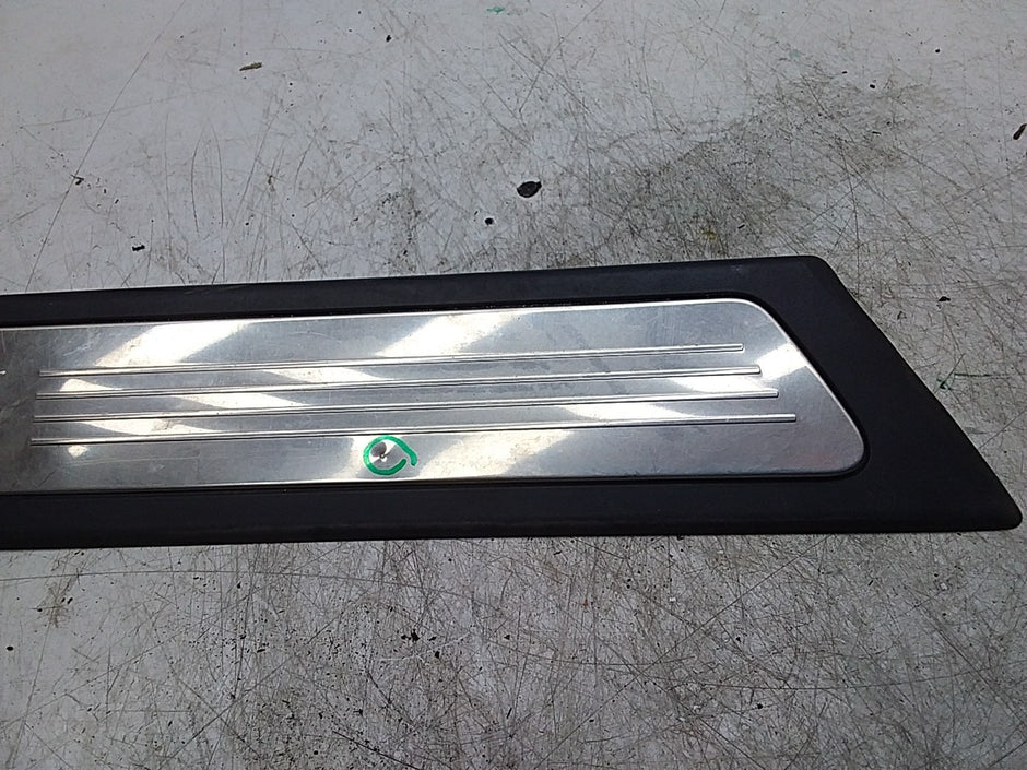 MERCEDES BENZ E-CLASS A207 CONVERTIBLE TRIM PANEL RIGHT A2076800174 FMR202