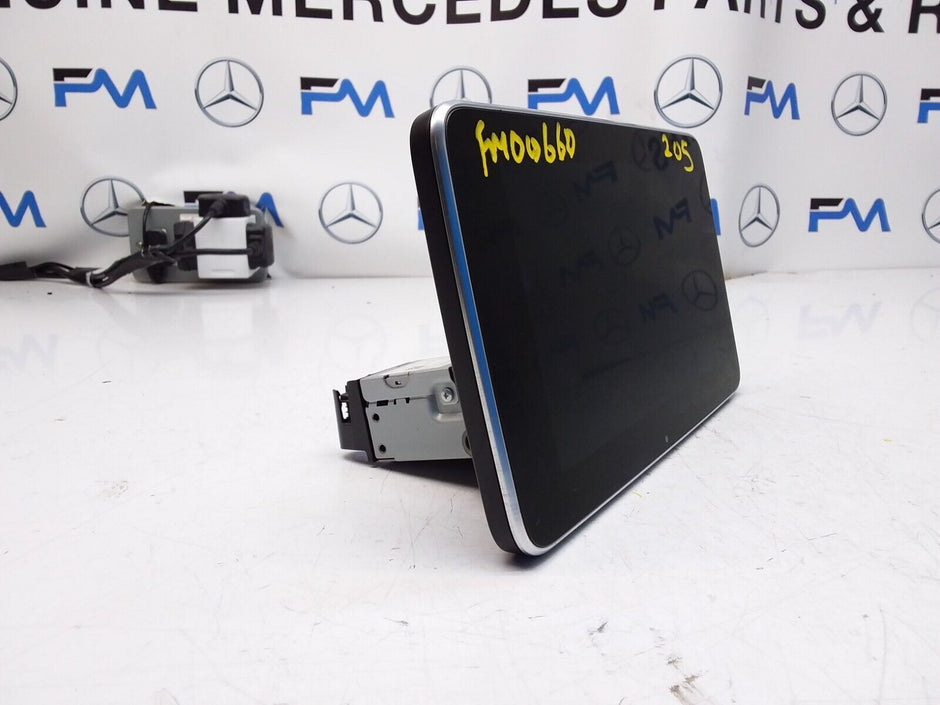 MERCEDES C-CLASS W205 2016 SAT NAV MULTIMEDIA SCREEN A2059002211 FM00660