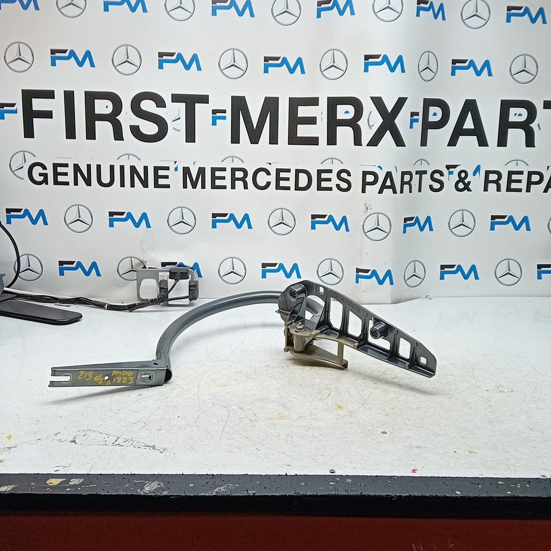 MERCEDES BENZ E-CLASS W213 TAILGATE DRIVER SIDE OS HINGES A2137500428 FM001323