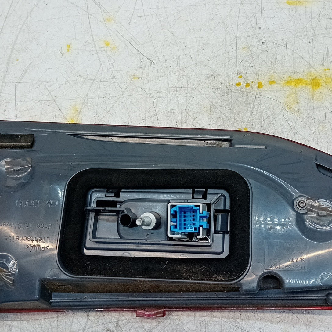 MERCEDES BENZ  E-CLASS W213 PASSENGER LEFT NS REAR TAIL LIGHT  2016 FMT271