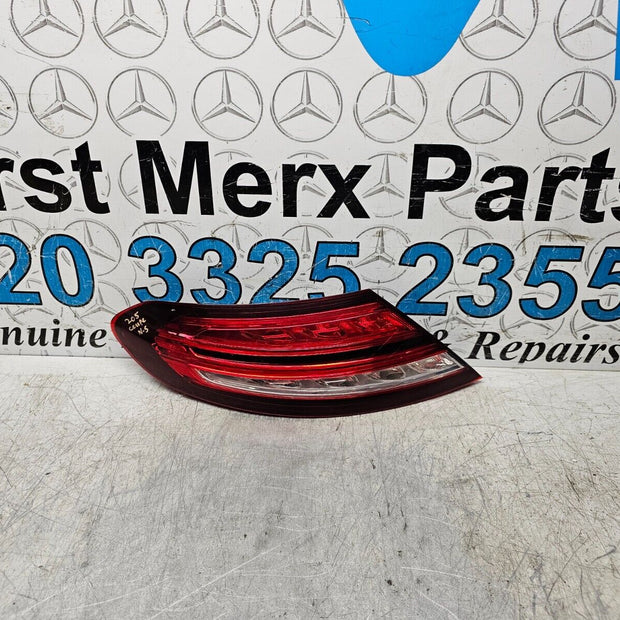 MERCEDES BENZ C-CLASS  W205 COUPE PASSENGER SIDE  ( N.S ) L.E.D TAIL LIGHT