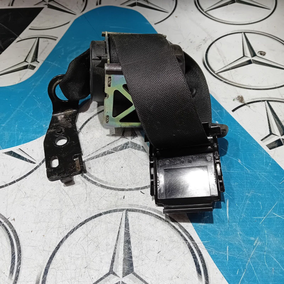 MERCEDES BENZ E CLASS W213 SALOON 2016-2021 REAR CENTRE SEAT BELT A2138601385
