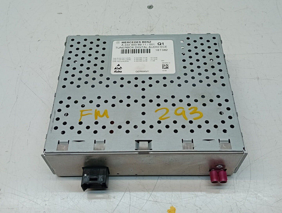 Mercedes Glc C E Class Radio Tuner Box W253 W205 W213 14-21 A2229008911 FM293