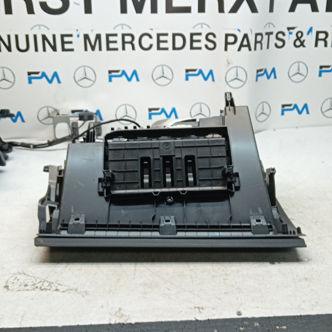 MERCEDES BENZ  A-CLASS W177 DASHBOARD GLOVEBOX 2018 A1776803800 FM001572