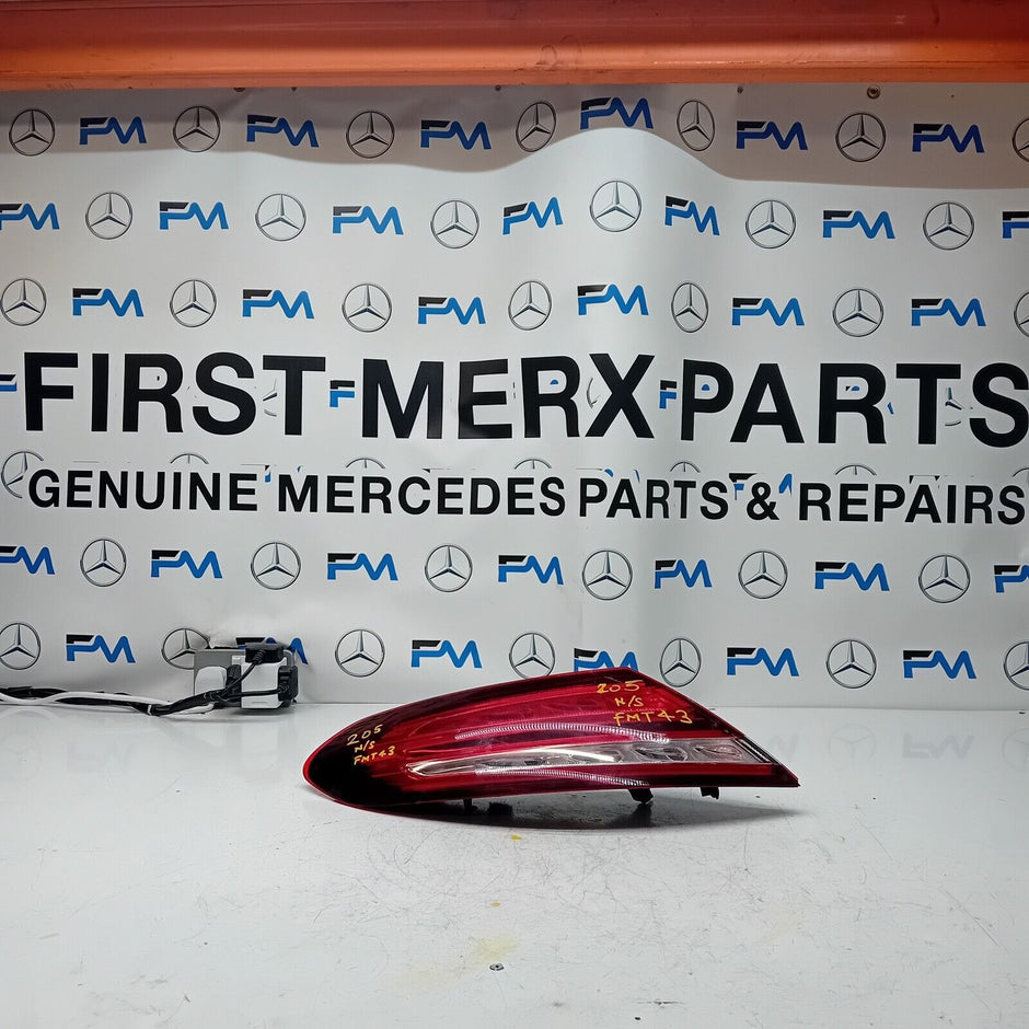 MERCEDES C-CLASS W205 COUPE 2018 REAR PASSENGER N/S TAIL LIGHT A2059063105 FMT43