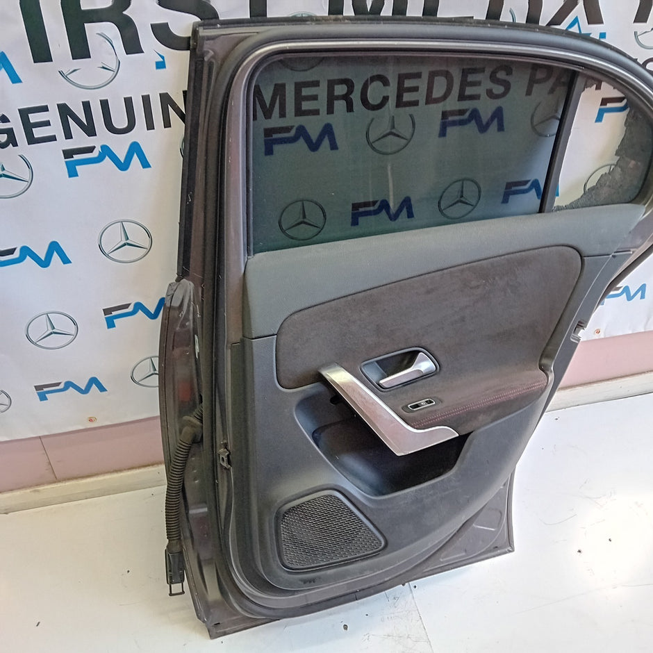 MERCEDES BENZ A-CLASS W177 DRIVER SIDE REAR DOOR ( OFF SIDE REAR ) FM09