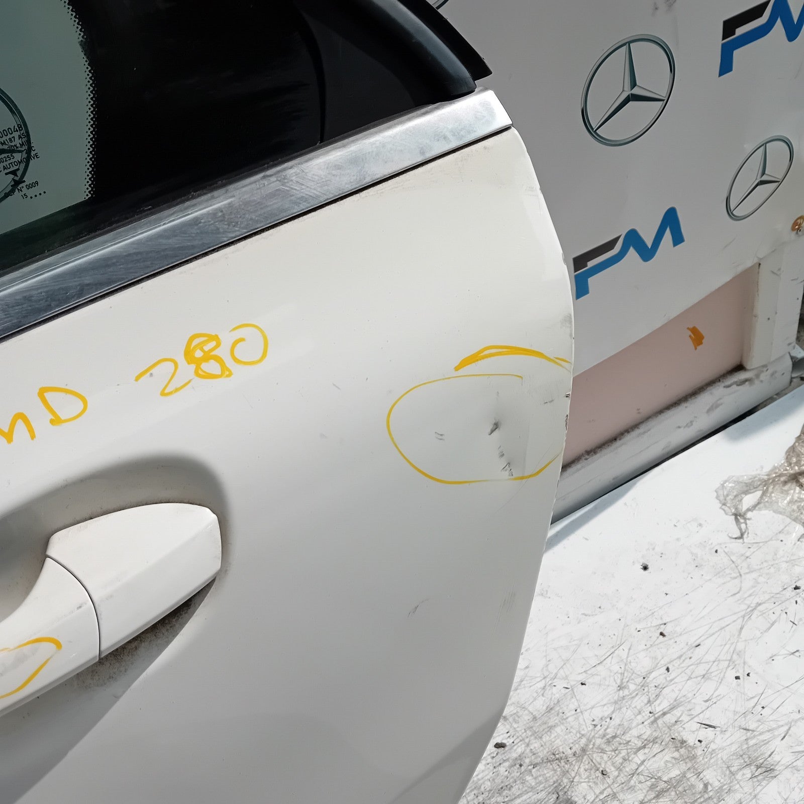 MERCEDES A-CLASS W176 PASSENGER REAR SIDE DOOR NSR 2012-18 WHITE COMPLETE FMD280