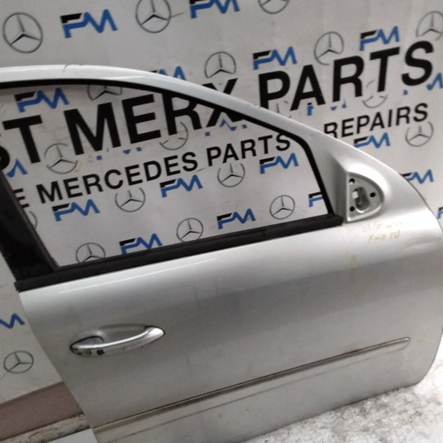 MERCEDES M-CLASS W164  DRIVER FRONT DOOR OSF SILVER 2005-11 FMD561