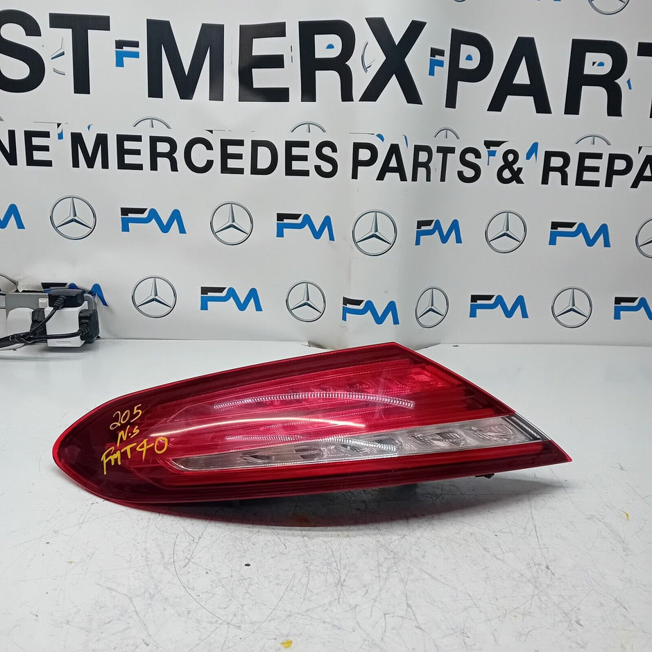 MERCEDES C-CLASS W205 COUPE 2016 REAR PASSENGER N/S TAIL LIGHT A2059066300 FMT40