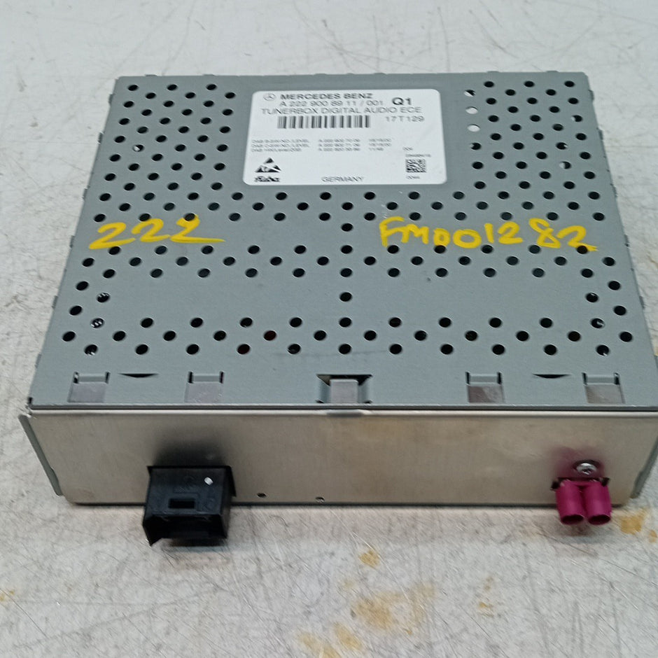 MERCEDES BENZ S-CLASS W222  2014-2021  RADIO TUNER BOX  A2229008911 FM001282