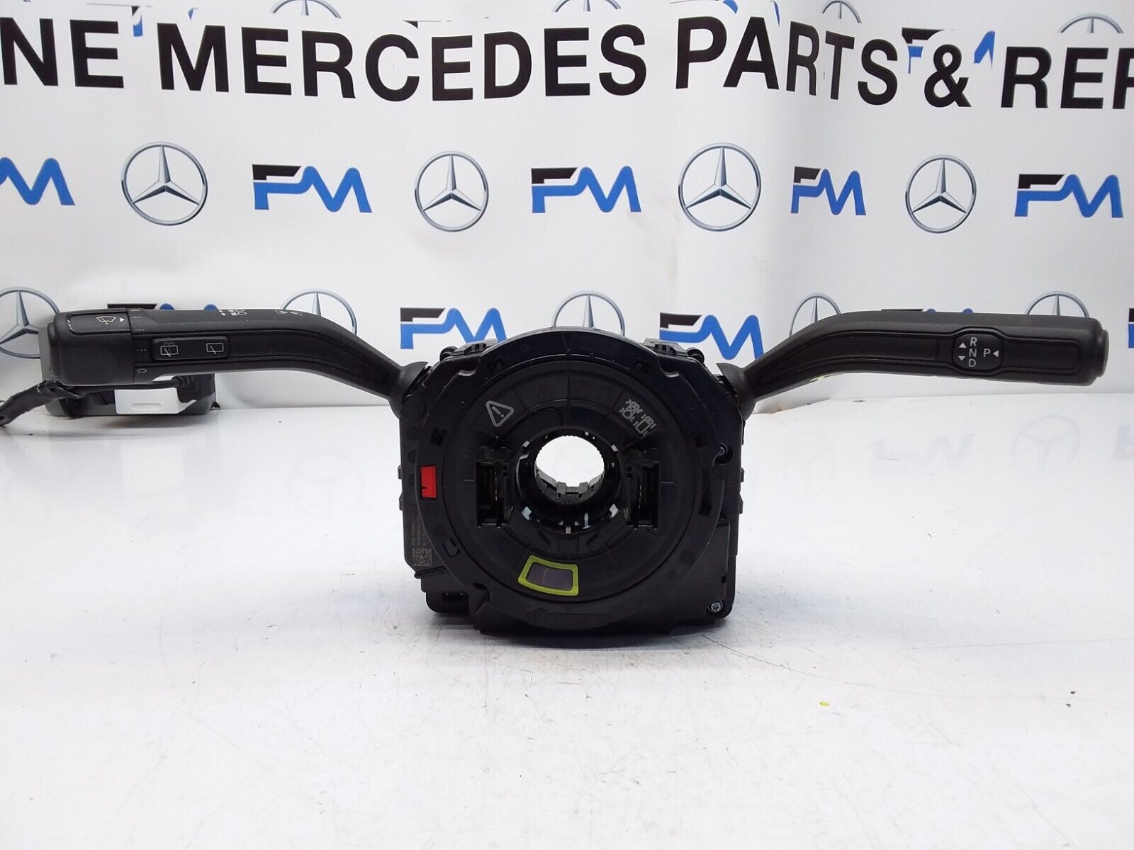 Mercedes  A-CLASS W177 INDICATOR/WIPER GEAR SELECT + SQUIB 10139371 2020 FM00532