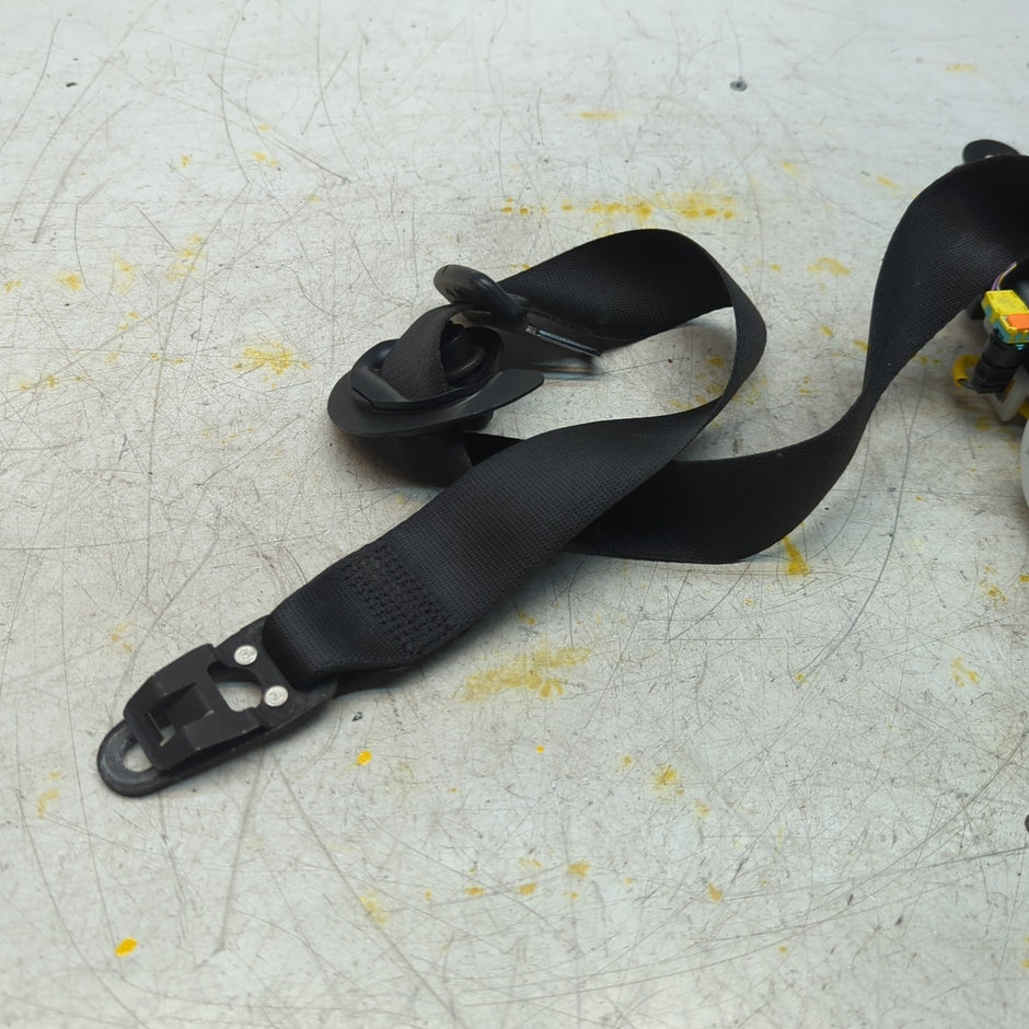 MERCEDES E-CLASS W213 FRONT PASSENGER SIDE SEAT BELT BLACK A2138600601 FM001374