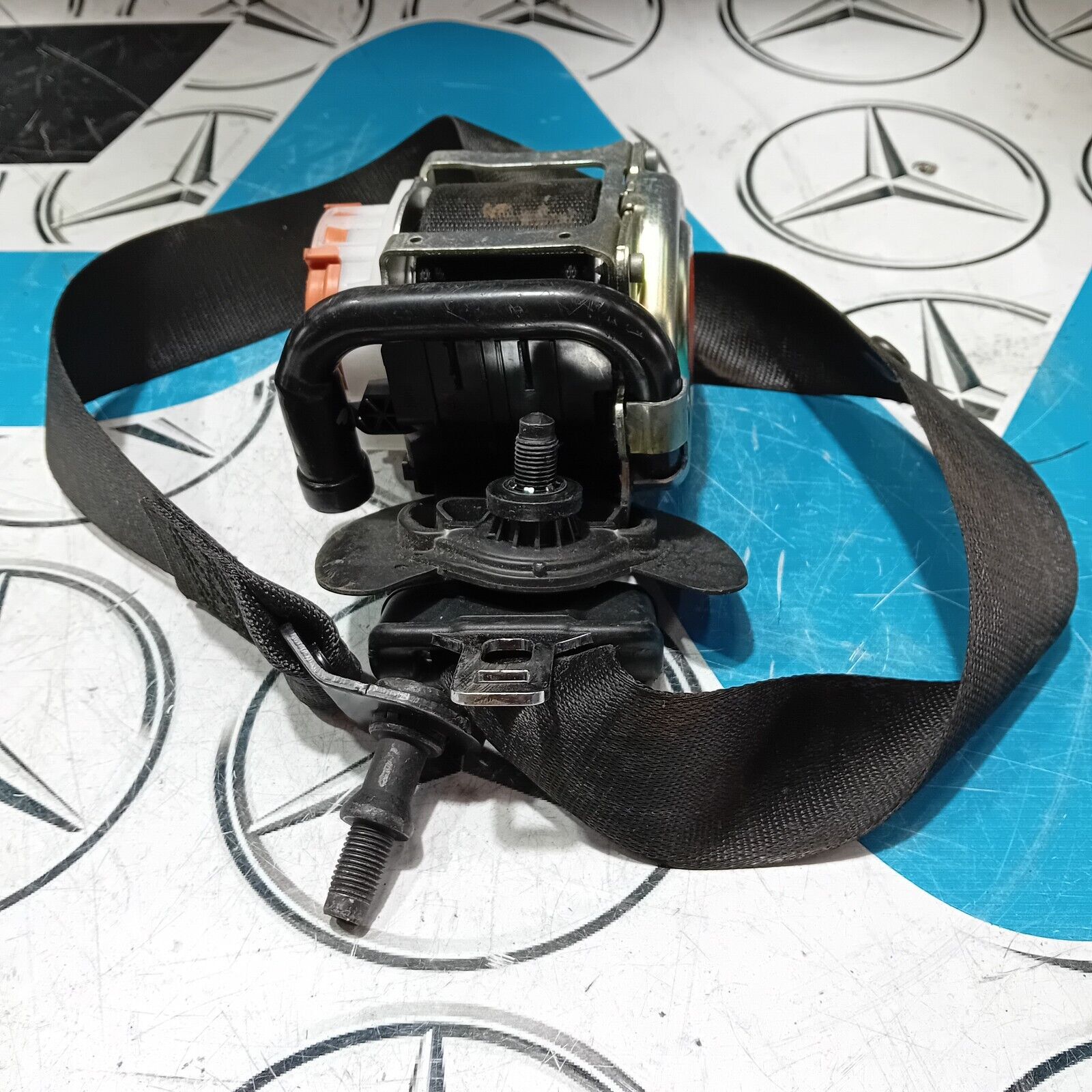 MERCEDES A CLASS 2018-2023 FRONT LEFT SEAT BELT WITH PRETENSIONER A1778600800