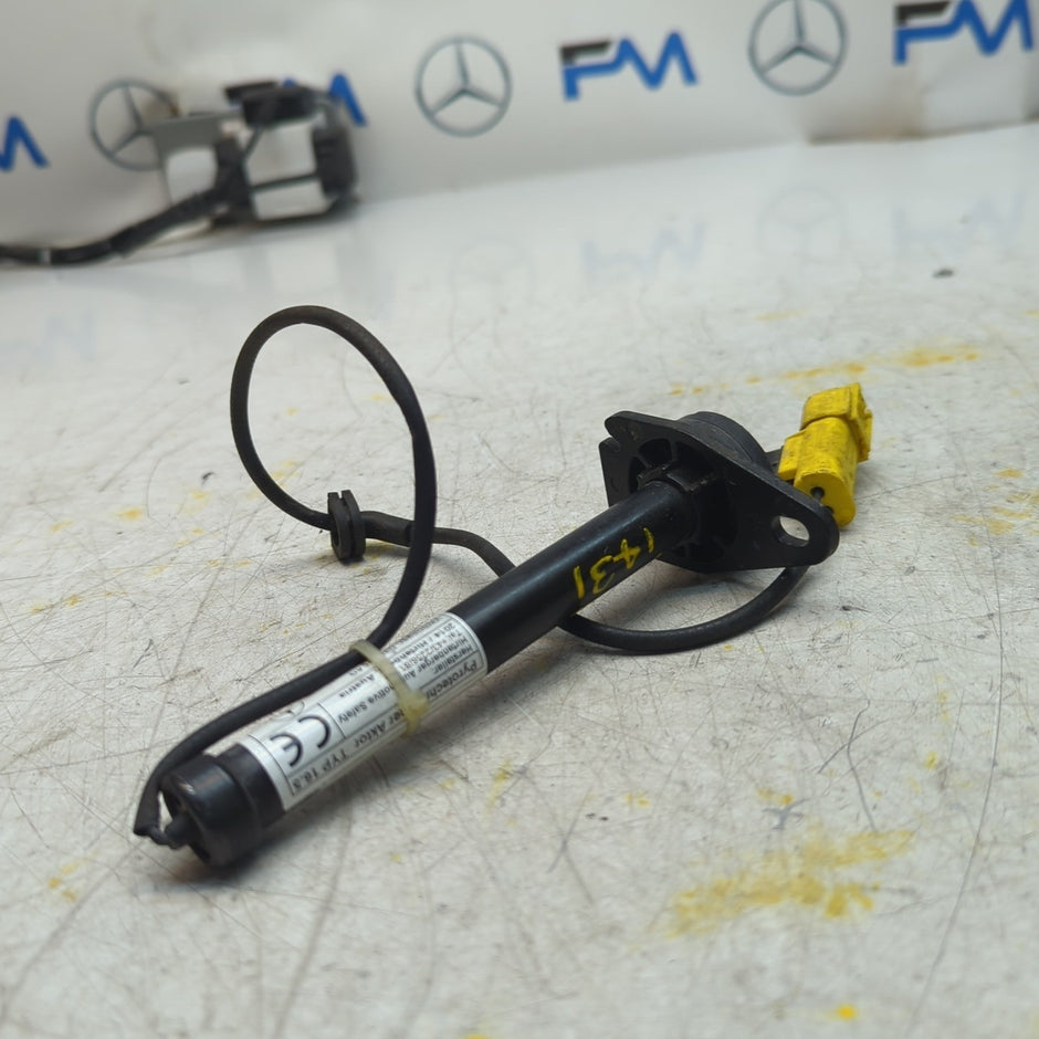 MERCEDES C CLASS W205 BONNET PEDESTRIAN ACTUATOR A2059060002 2014 FM001431