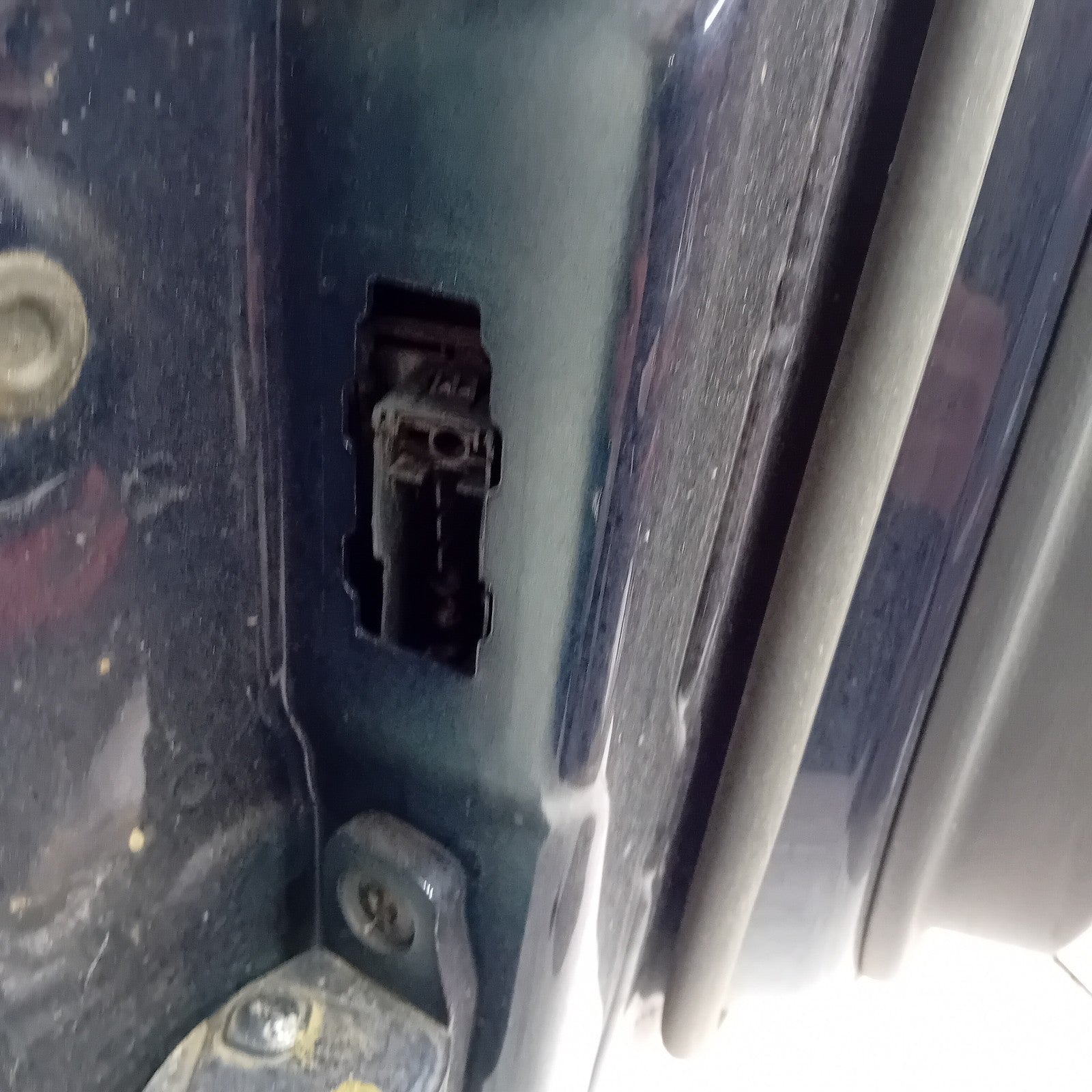 MERCEDES BENZ C-CLASS W205 DRIVER SIDE FRONT DOOR O/S/F  BLUE FMD132