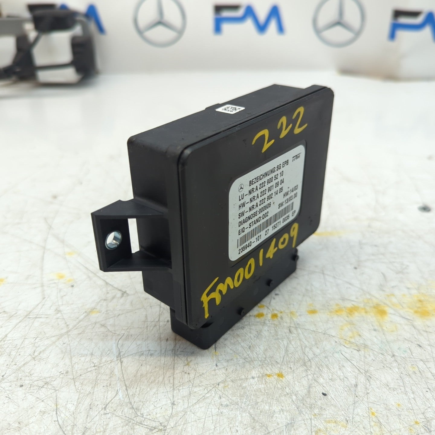 MERCEDES S-CLASS PARKING BRAKE CONTROL UNIT W222 A2229005210 FM001409