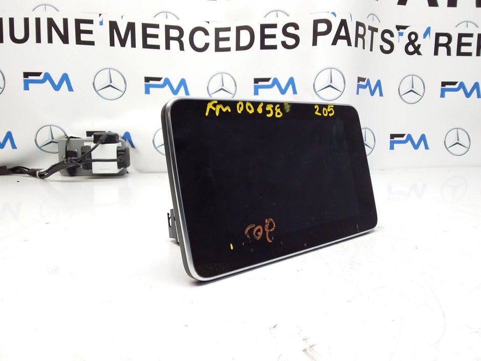 MERCEDES C-CLASS W205 2016 SAT NAV MULTIMEDIA SCREEN A2059002211 FM00658