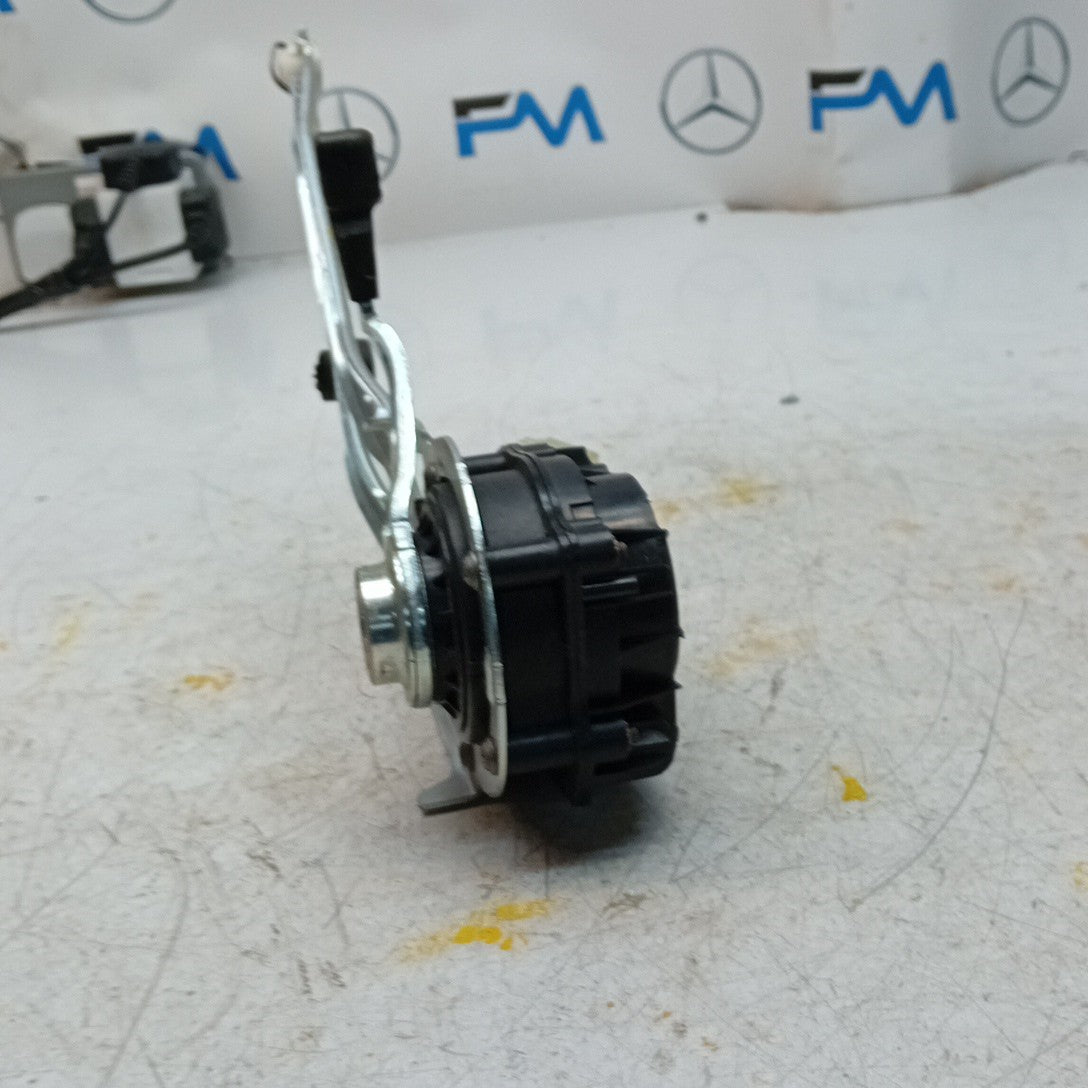 MERCEDES BENZ C-CLASS W205 TAILGATE POWER LIFT SOFT CLOSE 0390204 124 FM001264
