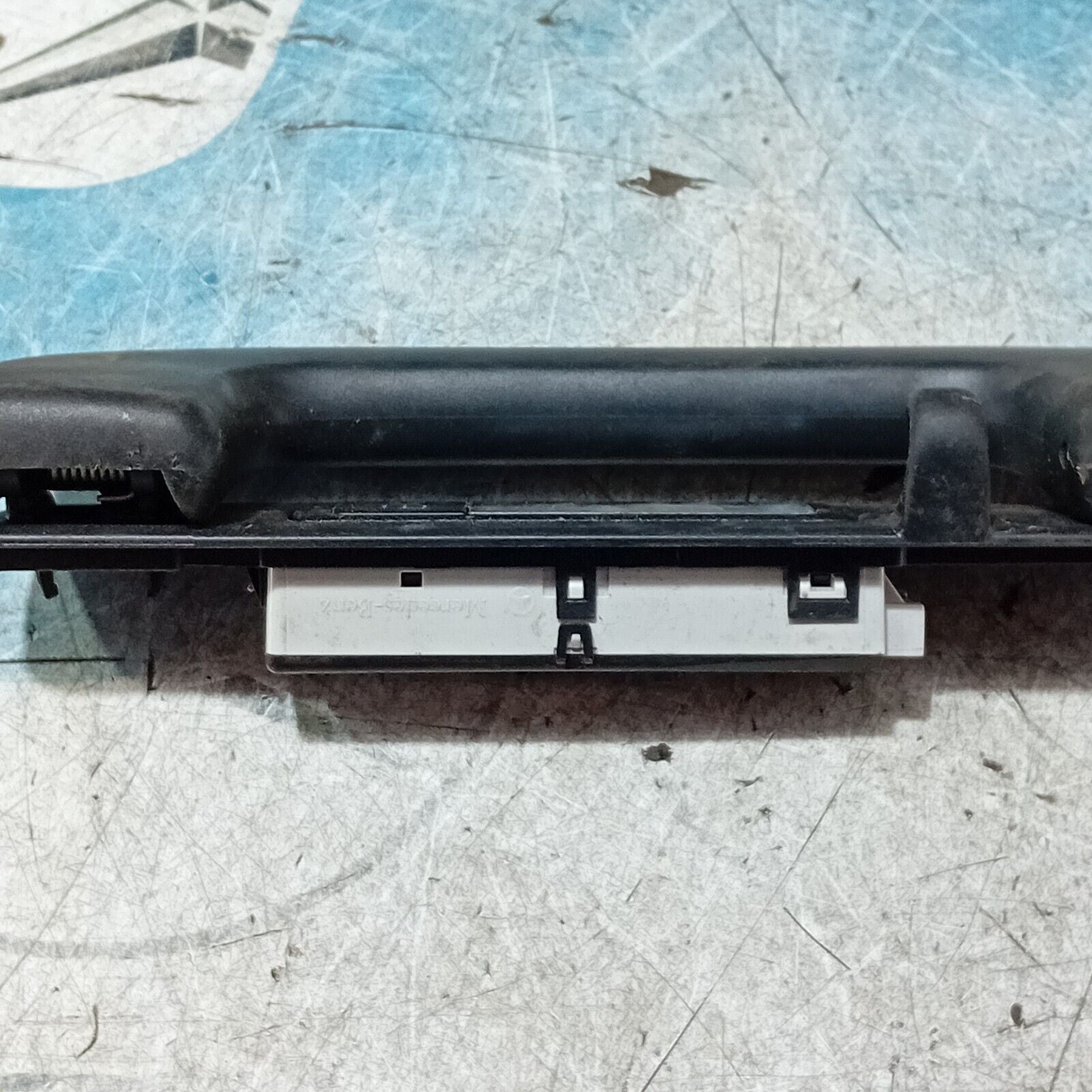 MERCEDES E CLASS W213 2017 ROOF GRAB HANDLE REAR LEFT PASSENGER SIDE A0998150000
