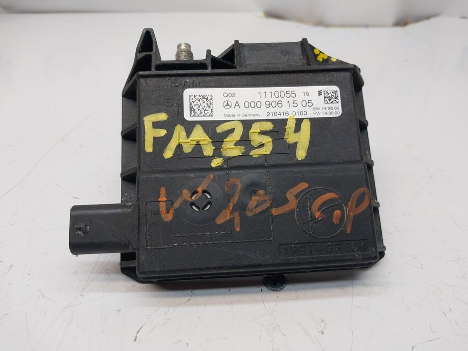 Mercedes W213 W205 W218 W238 W253 Negative Battery Tray Clamp A0009061505FM00254