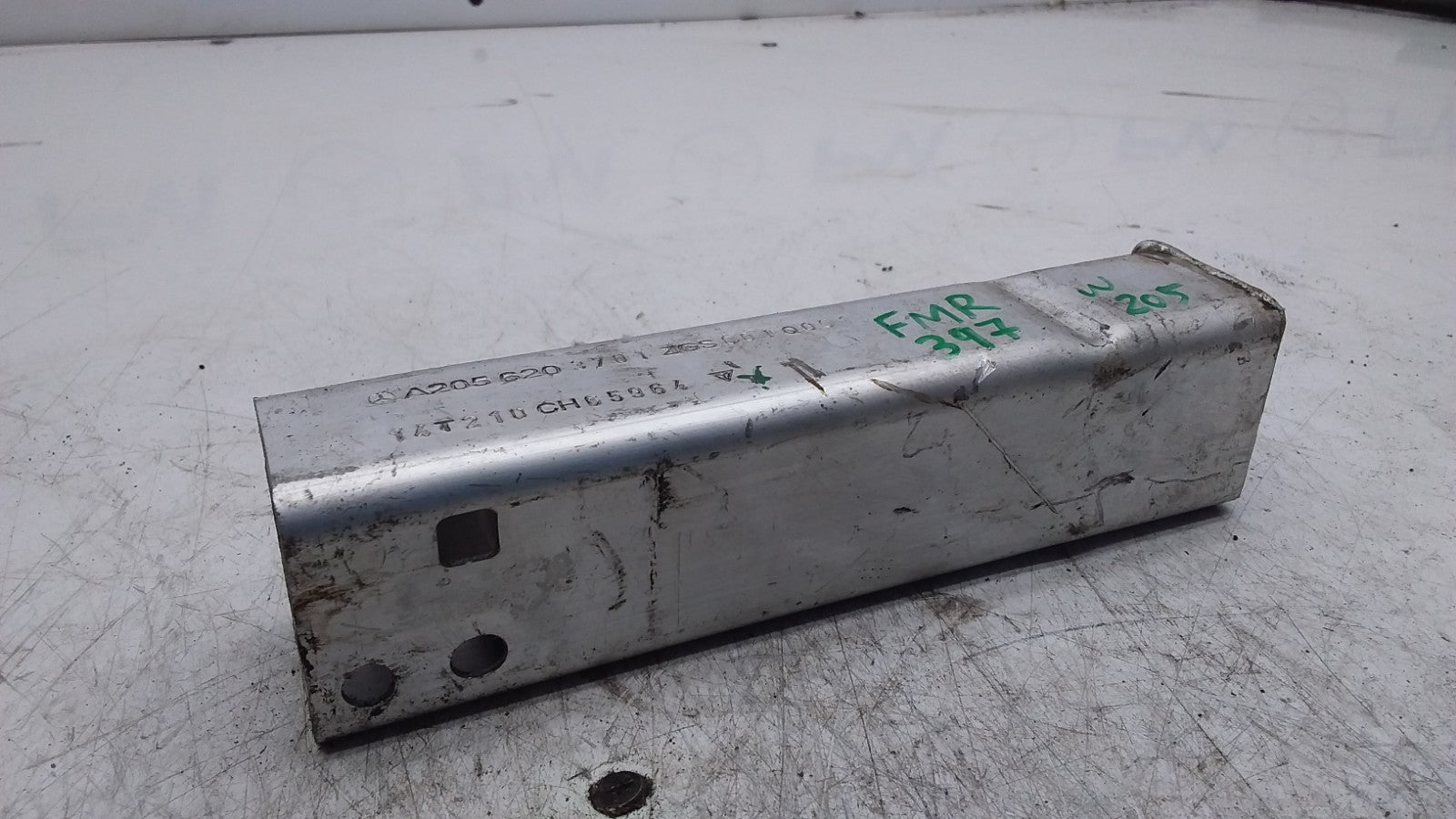 MERCEDES C-CLASS  FRONT LOWER REINFORCEMENT CRASH ABSORBER A2056203701  FMR397