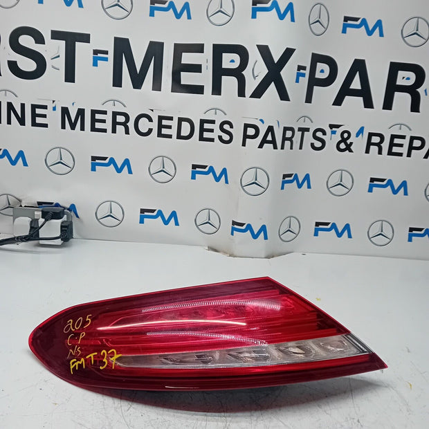 MERCEDES C-CLASS W205 COUPE 2016 REAR PASSENGER N/S TAIL LIGHT A2059066300 FMT37
