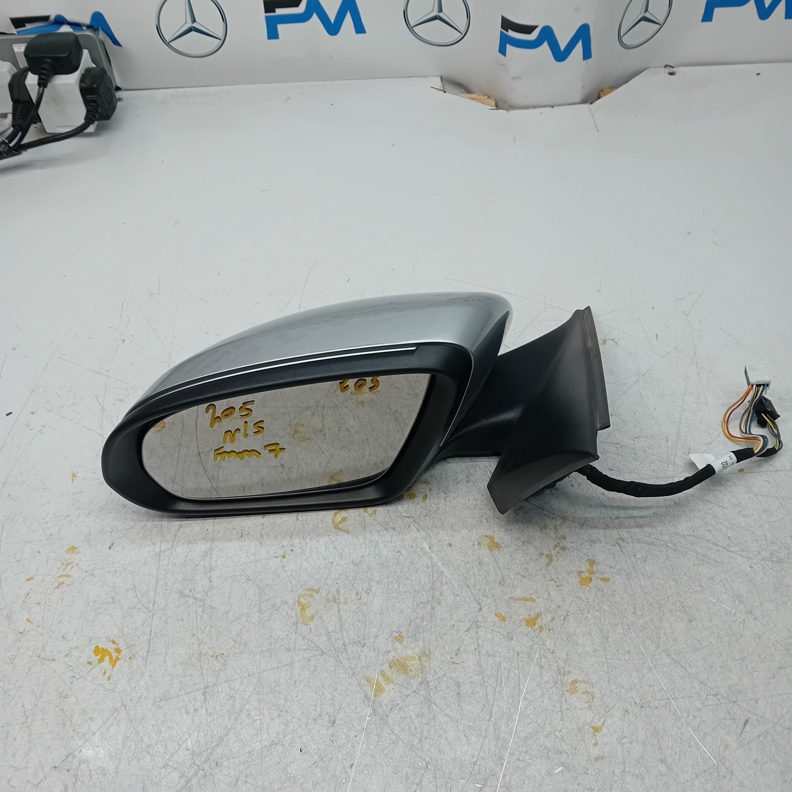 MERCEDES C-CLASS 2014 On W205 PASSENGER SIDE WING MIRROR A2058104702 SILVER FMM7