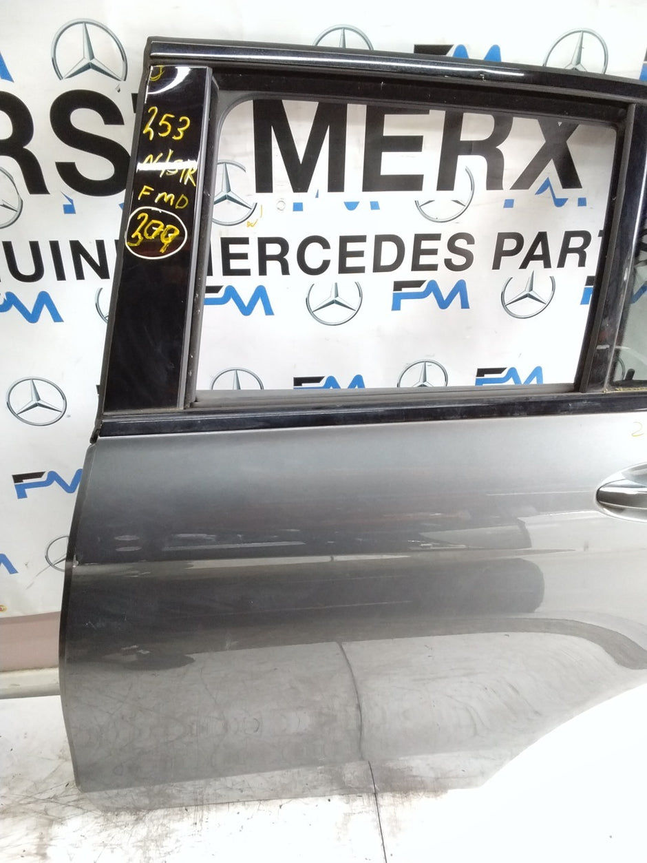 MERCEDES GLC W253 PASSENGER REAR DOOR NSR GREY 2016 ON COMPLETE FMD309