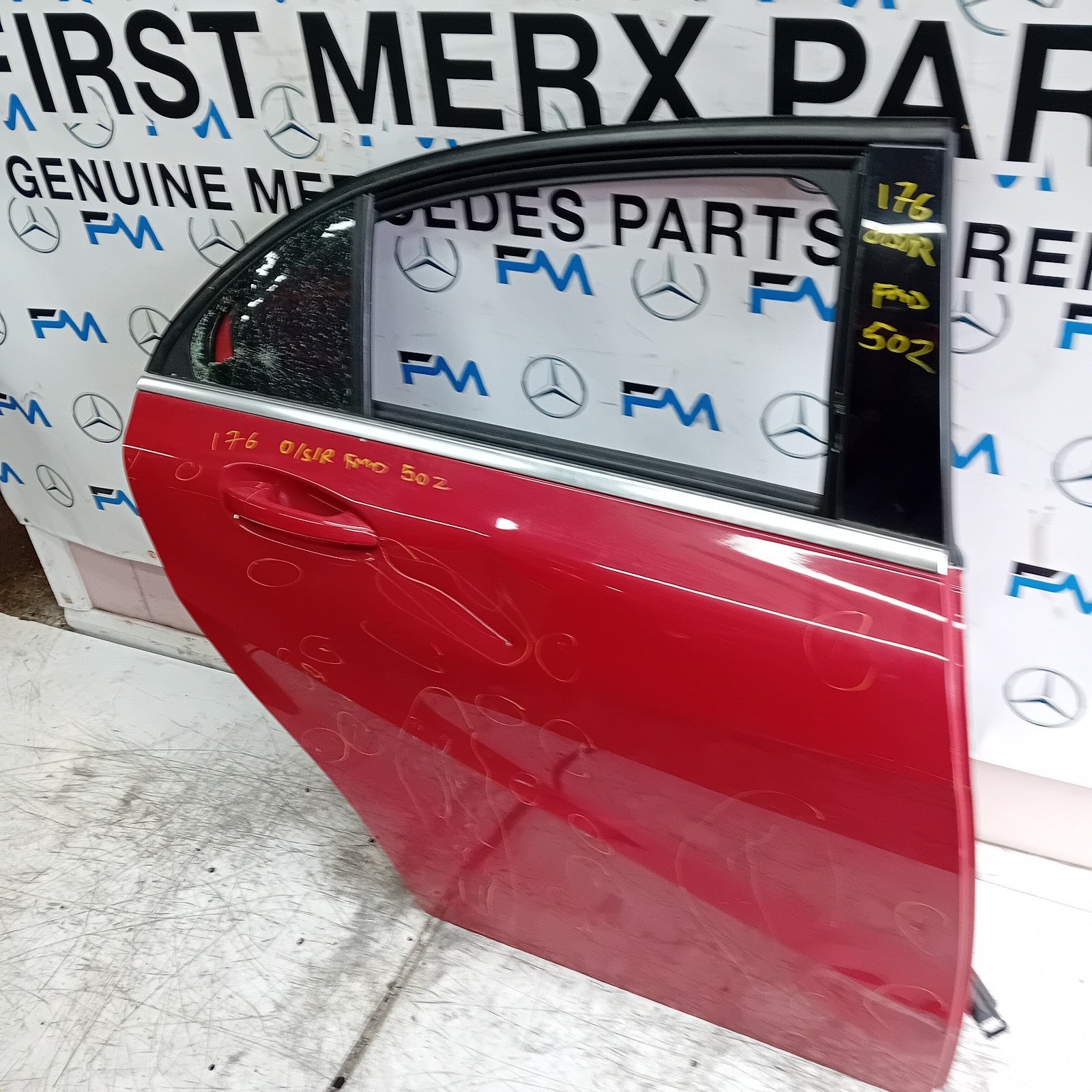 MERCEDES A-CLASS W176 DRIVER REAR DOOR OSR 2015 RED COMPLETE FMD502