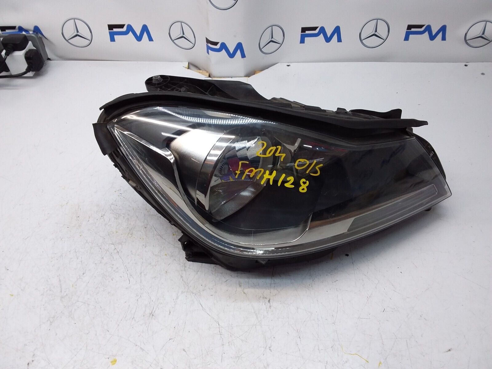 2017 MERCEDES C-CLASS W204 HEADLIGHT DRIVER OS A2048209859 FMH128