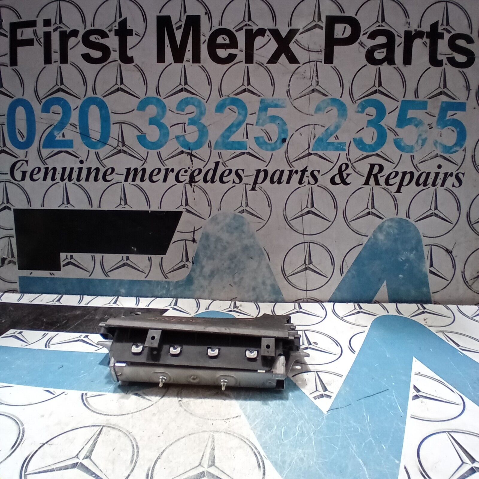 2018 MITSUBISHI OUTLANDER MK3 KNEE AIR SRS BAG RIGHT DRIVER SIDE 7030A-31754