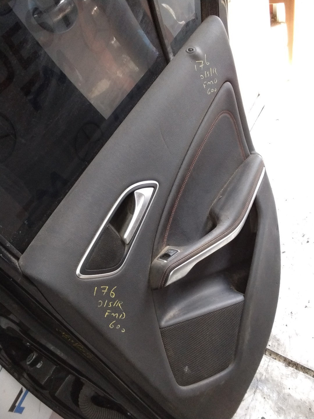 MERCEDES A-CLS W176  DRIVER REAR  DOOR OSR  2012-18 BLACK COMPLETE FMD600