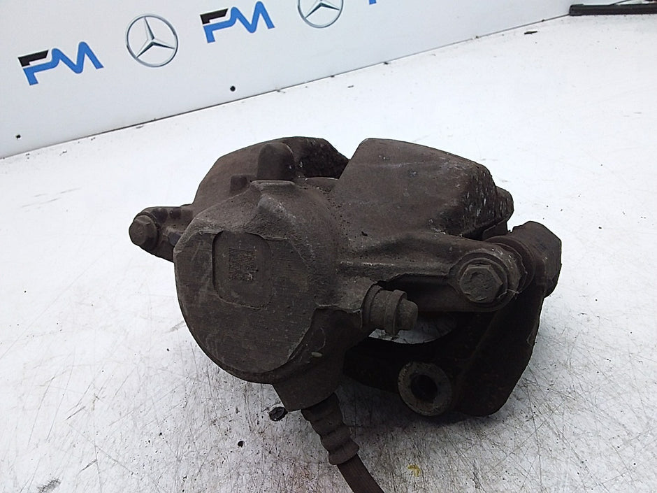 MERCEDES BENZ  C-CLASS W204 WHEEL BRAKE CALIPER  LEFT PASSENGER SIDE FMR366