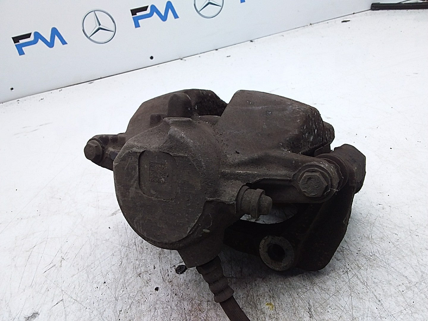 MERCEDES BENZ  C-CLASS W204 WHEEL BRAKE CALIPER  LEFT PASSENGER SIDE FMR366