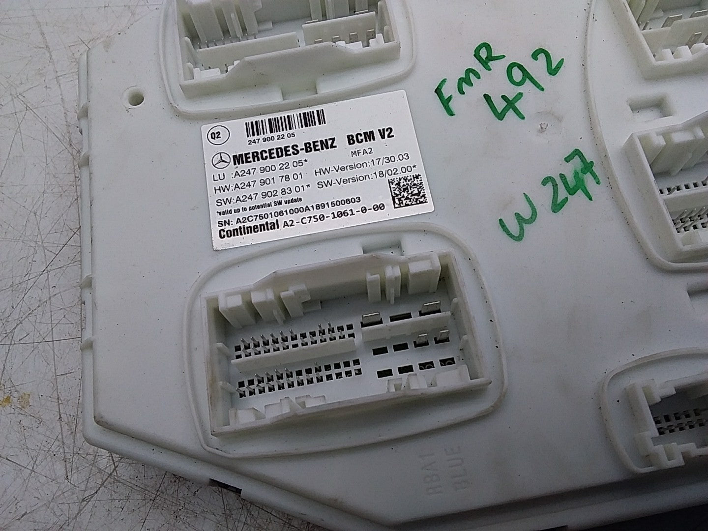 MERCEDES BENZ  B-CLASS W247  BODY CONTROL UNIT ECU A2479002205 FMR492
