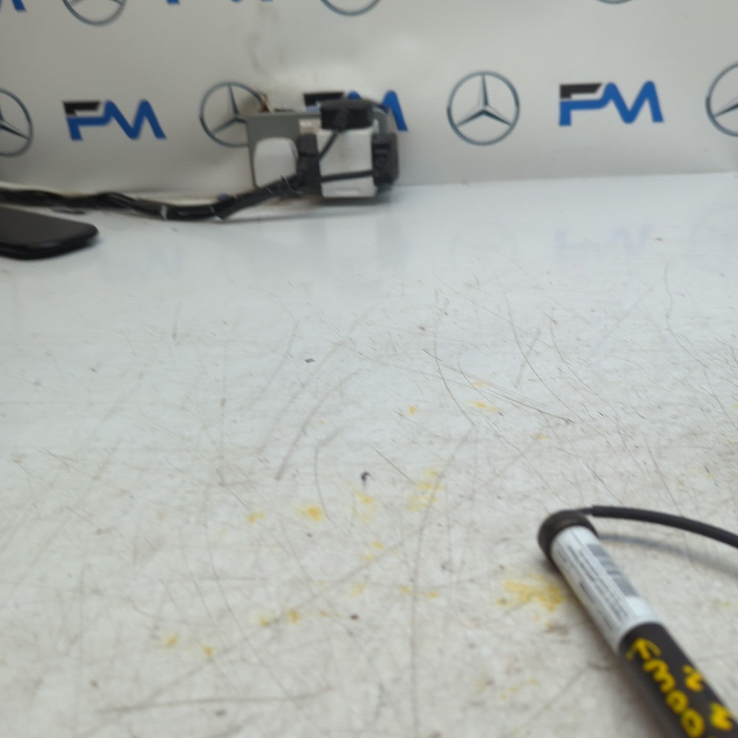 MERCEDES S CLASS W222 BONNET PEDESTRIAN ACTUATOR A2228870010 2014 FM001427