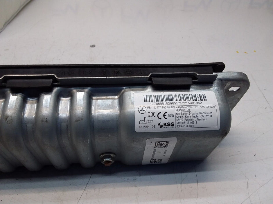 2018 MERCEDES BENZ A-CLASS W118 DRIVER SIDE KNEE AIRBAG A1778600102 FM00323