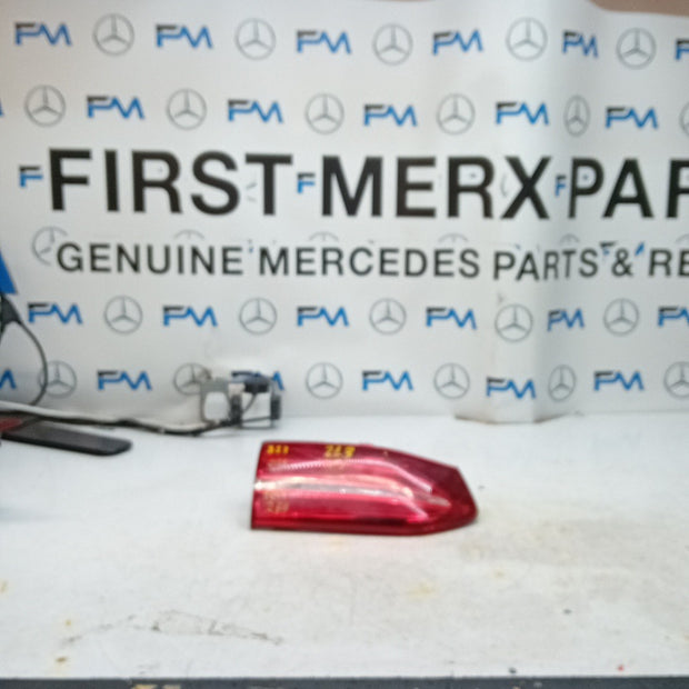 MERCEDES BENZ  E-CLASS W213 PASSENGER LEFT NS REAR TAIL LIGHT FMT264