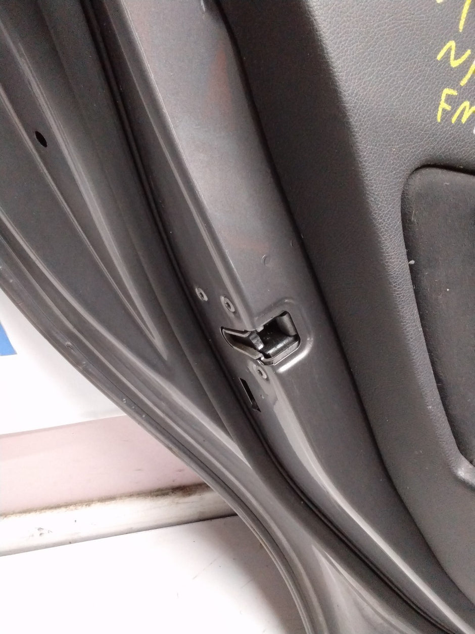 MERCEDES BENZ A-CLASS W176 PASSENGER SIDE REAR DOOR N/S/R COMPLETE BLACK FMD64