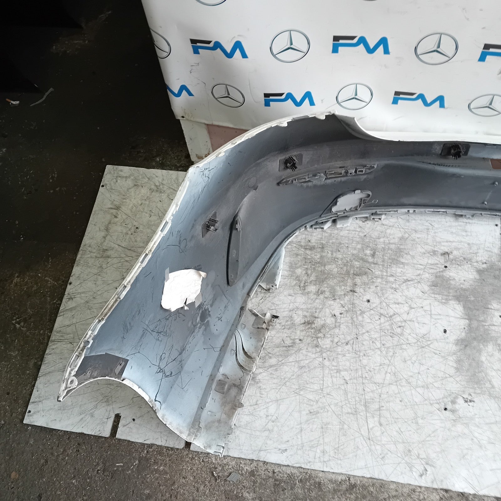 MERCEDES BENZ E-CLASS C238 COUPE REAR BUMPER WHITE 2014 FMX134