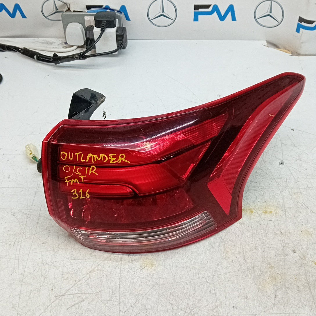 MITSUBISHI OUTLANDER MK3 DRIVER REAR OUTER TAIL LIGHT OSR 2014 FMT316