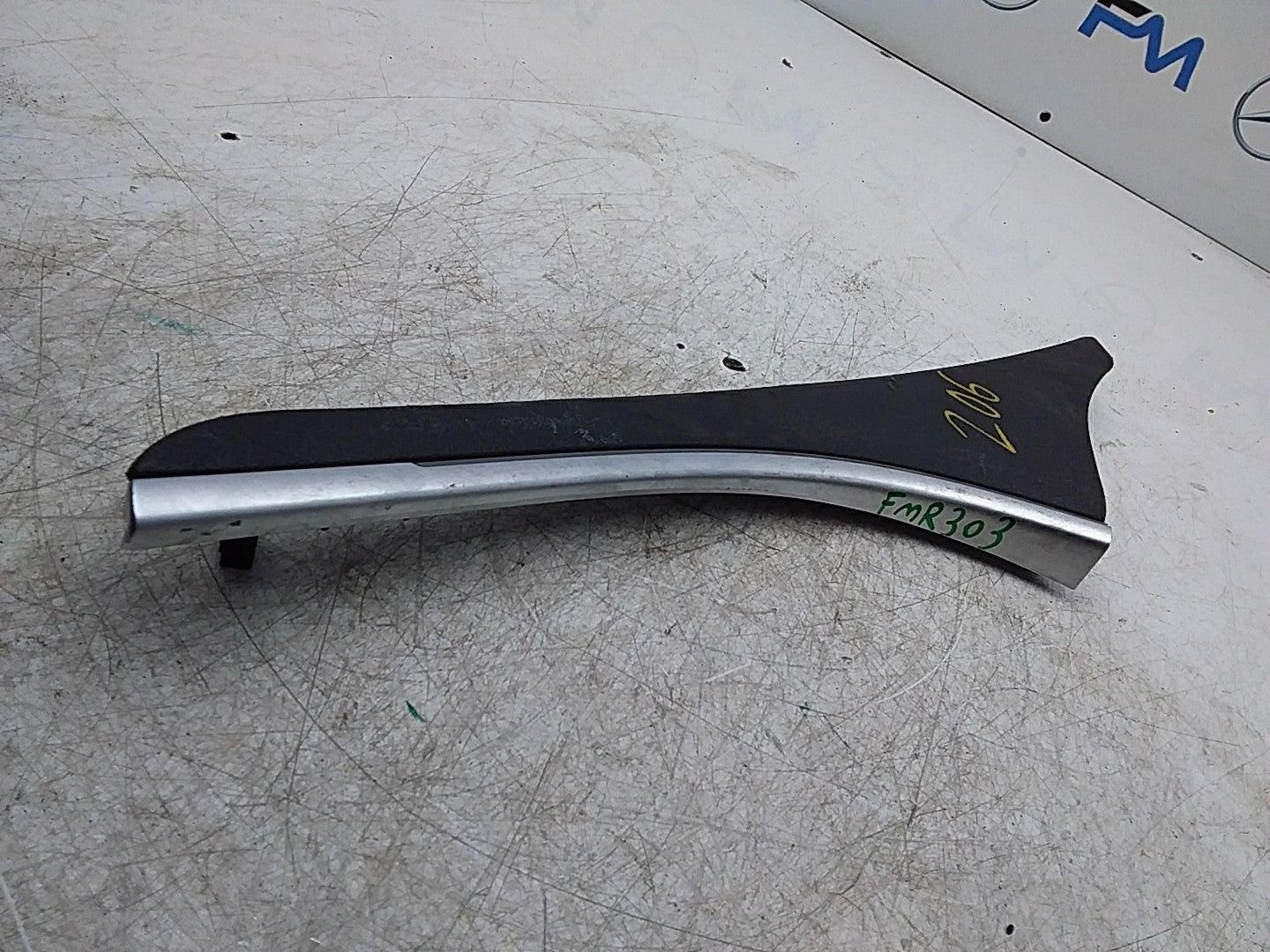 MERCEDES C-CLS W206 COVER TRIM DECOR CONSOLE A2366807702 FMR303