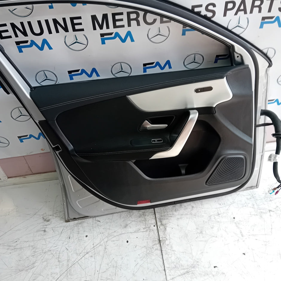 MERCEDES  A-CLASS W177 PASSENGE SIDE FRONT DOOR N/S/F COMPLETE SILVER FMD114