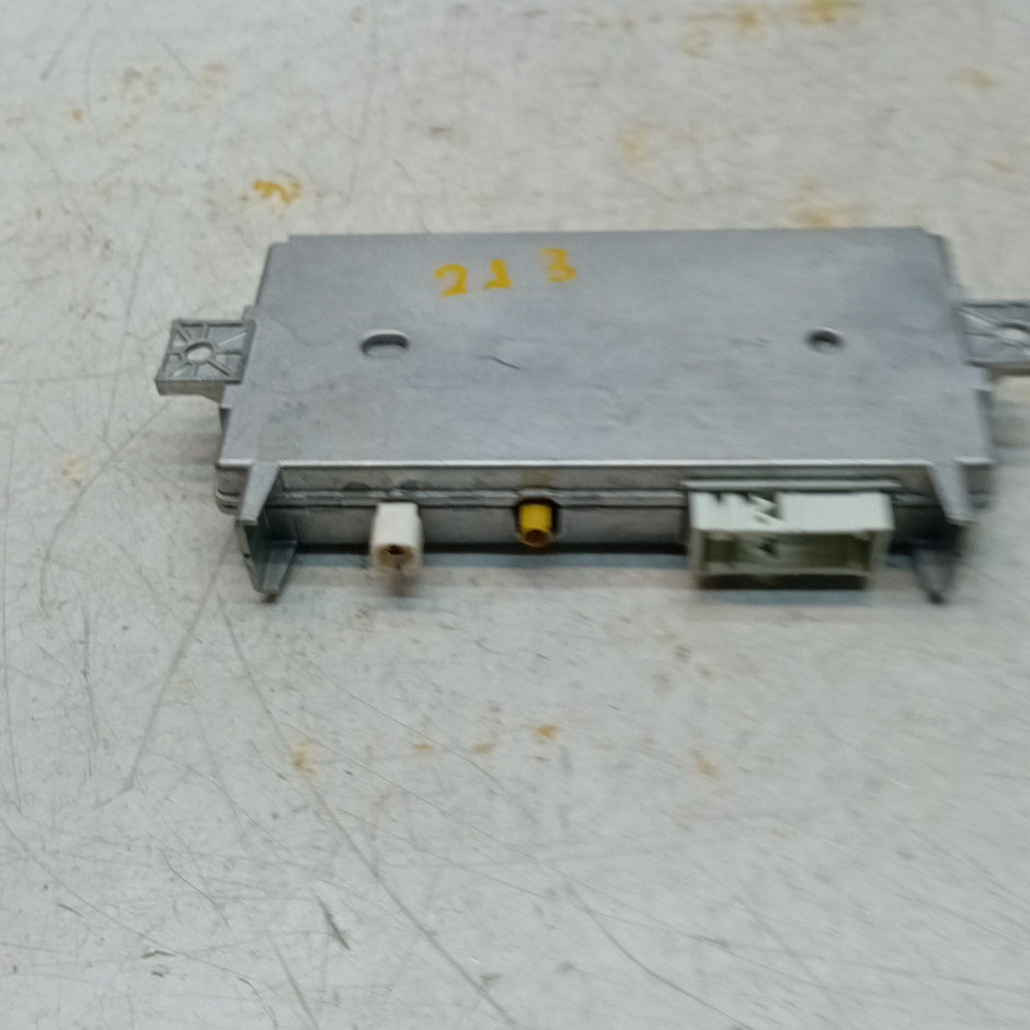 MERCEDES C-CLASS W213 BLUETOOTH PARKING CONTROL MODULE A2139000414 FM001260