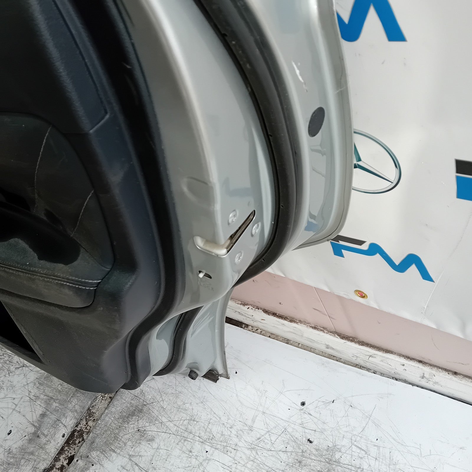 MITSUBISHI OUTLANDER MK3 DRIVER SIDE REAR DOOR OSR 2013 SILVER FMD416