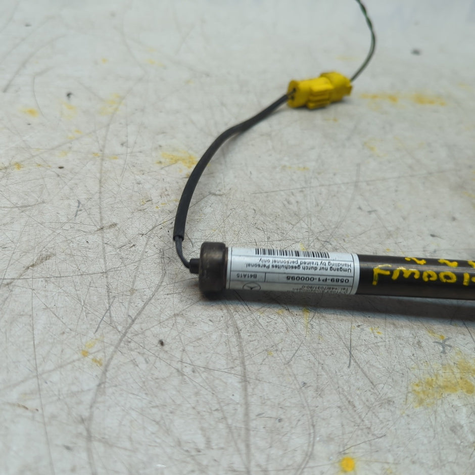 MERCEDES S CLASS W222 BONNET PEDESTRIAN ACTUATOR A2228870010 2014 FM001427